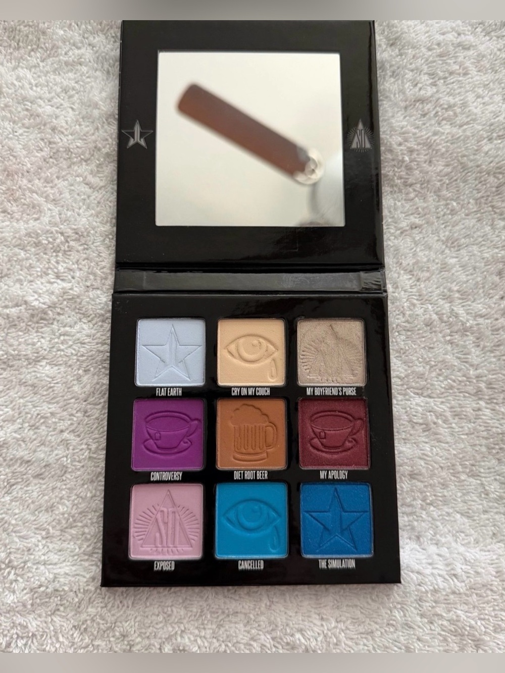 Jeffree Star X Shane Dawson Controversy palette BNIB.